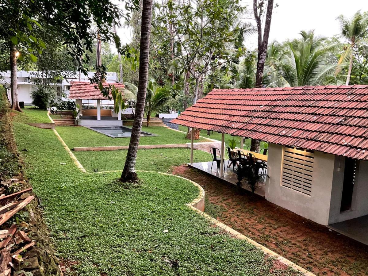 Pool Villa - The Humming Trees, Pala Lalam Exterior photo